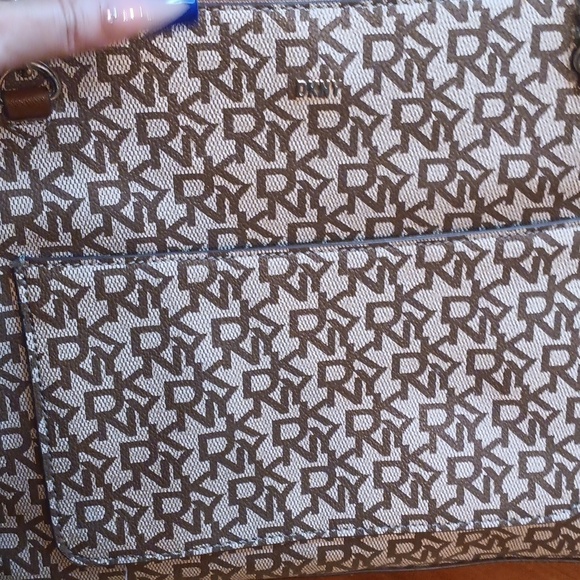 DKny Designer Brown Patterned Women's Bag - Picture 3 of 9